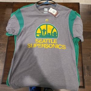 NBA retro Seattle Supersonics t-shirt medium